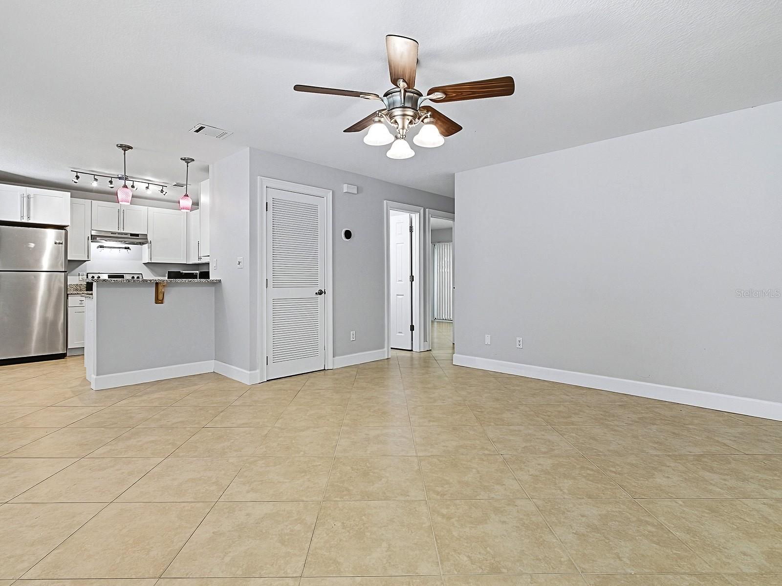 Image 5 of 23 For 523 Carambola Avenue