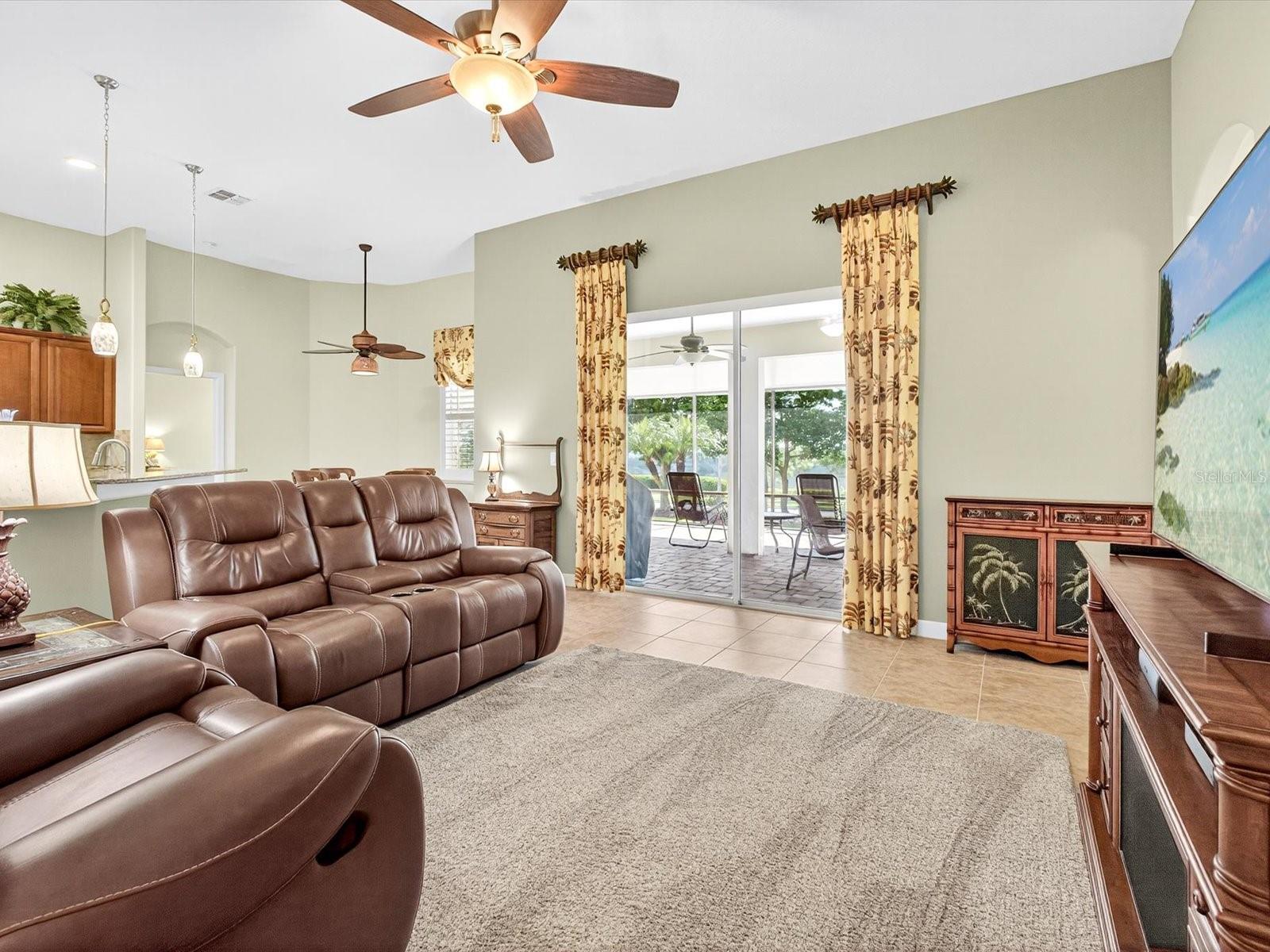 Image 14 of 65 For 3795 Sanibel Street