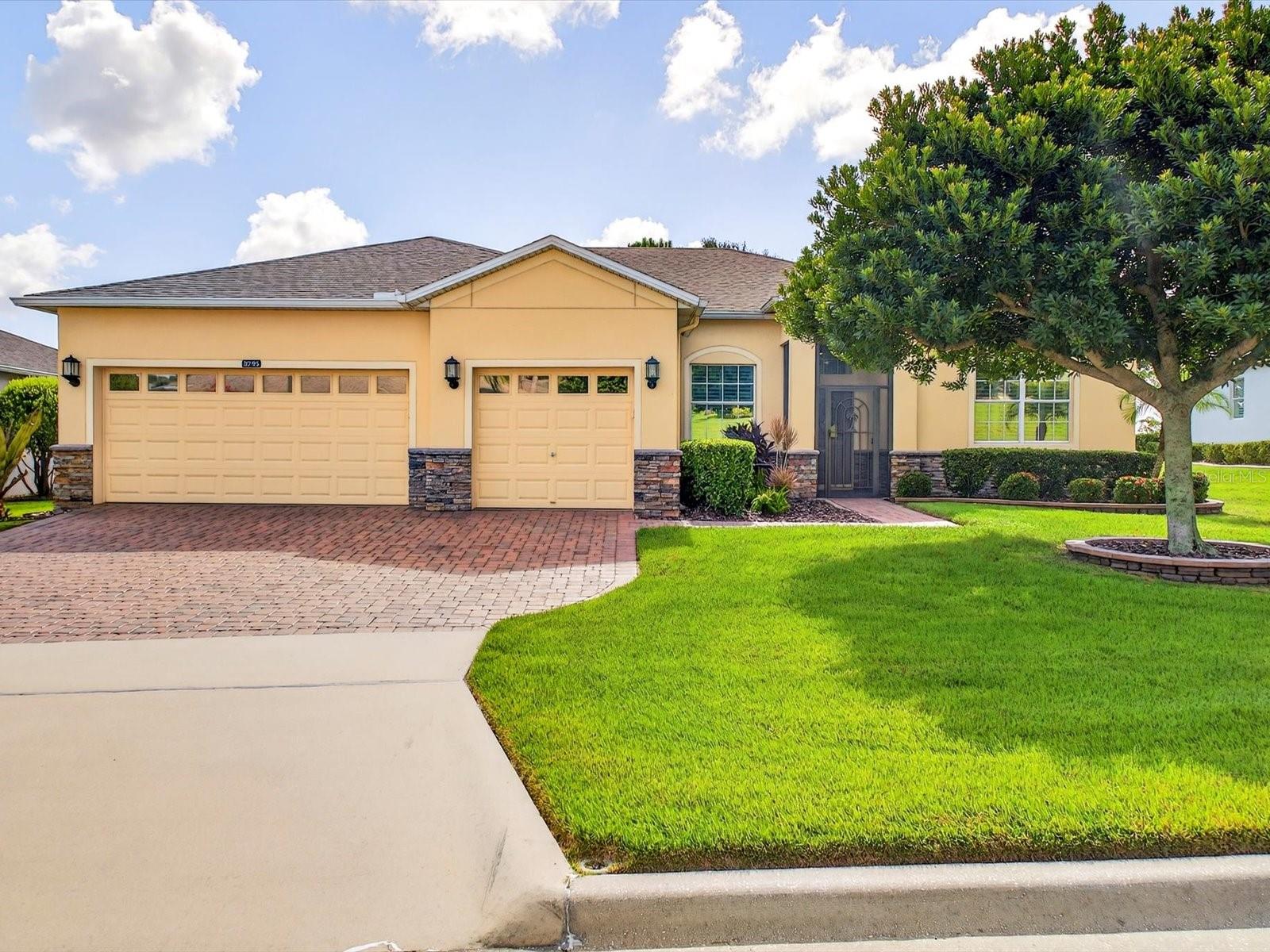 Image 2 of 65 For 3795 Sanibel Street