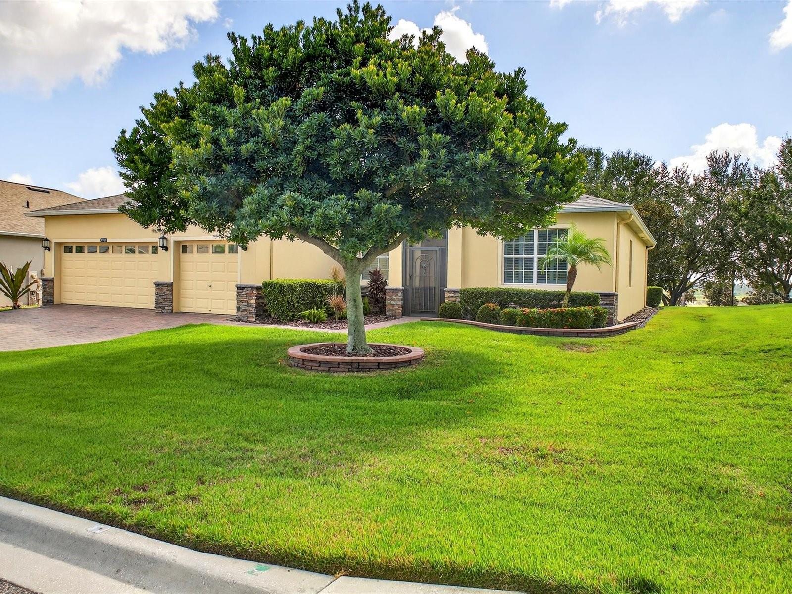 Image 3 of 65 For 3795 Sanibel Street