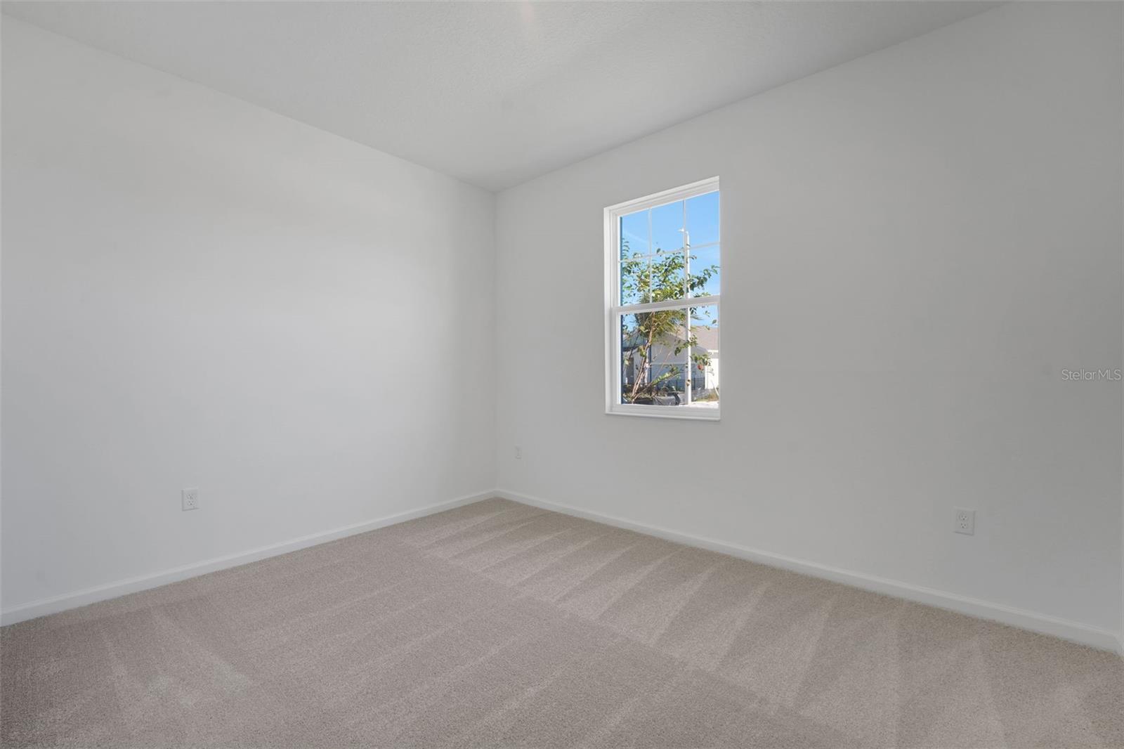 Image 31 of 35 For 244 Meredith Boulevard