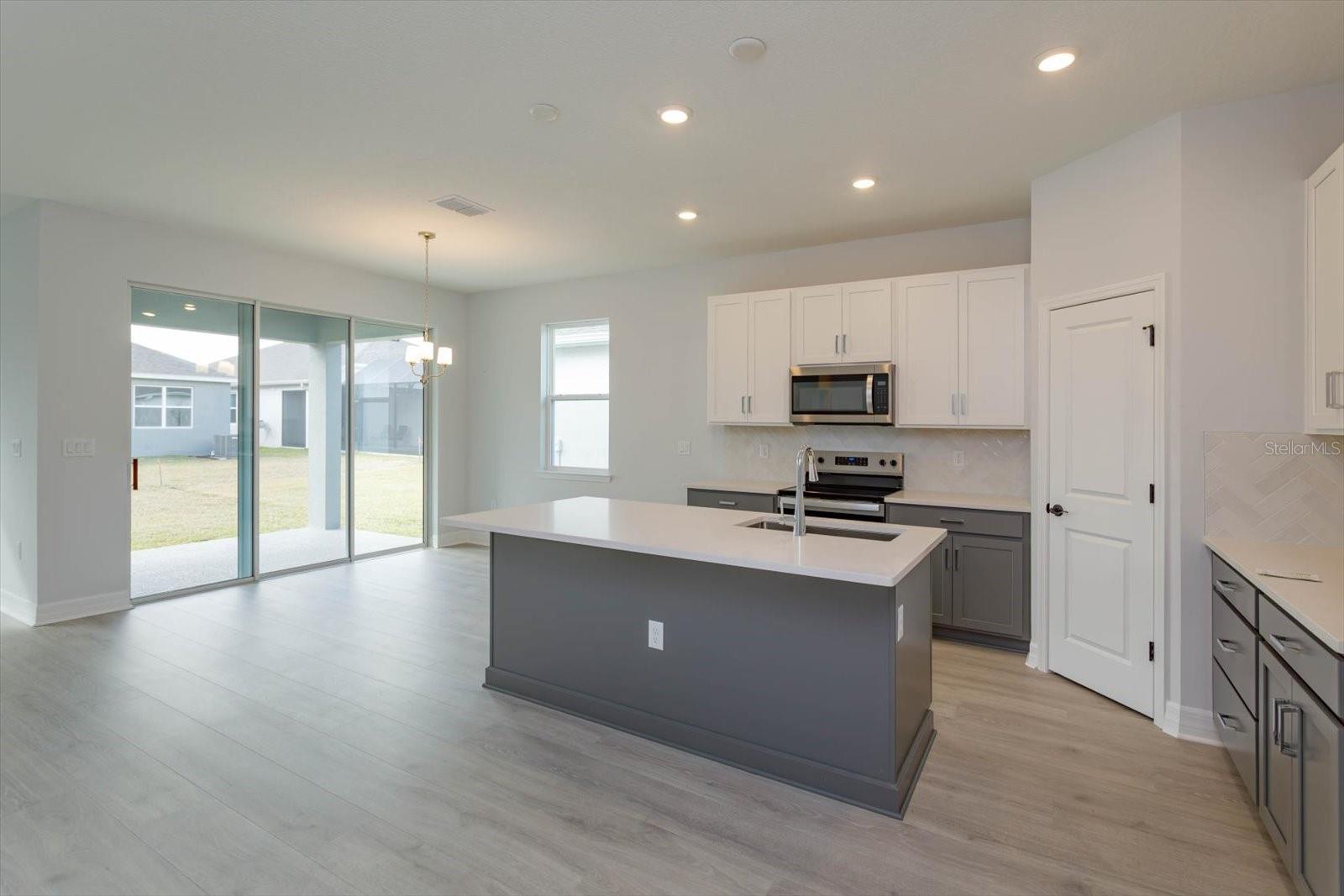 Image 5 of 13 For 244 Meredith Boulevard