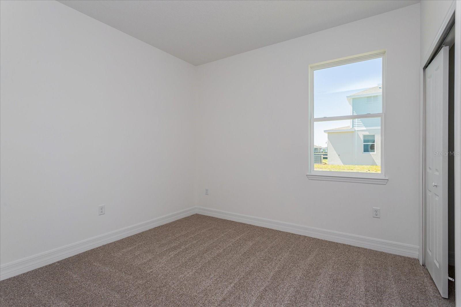 Image 15 of 18 For 240 Meredith Boulevard
