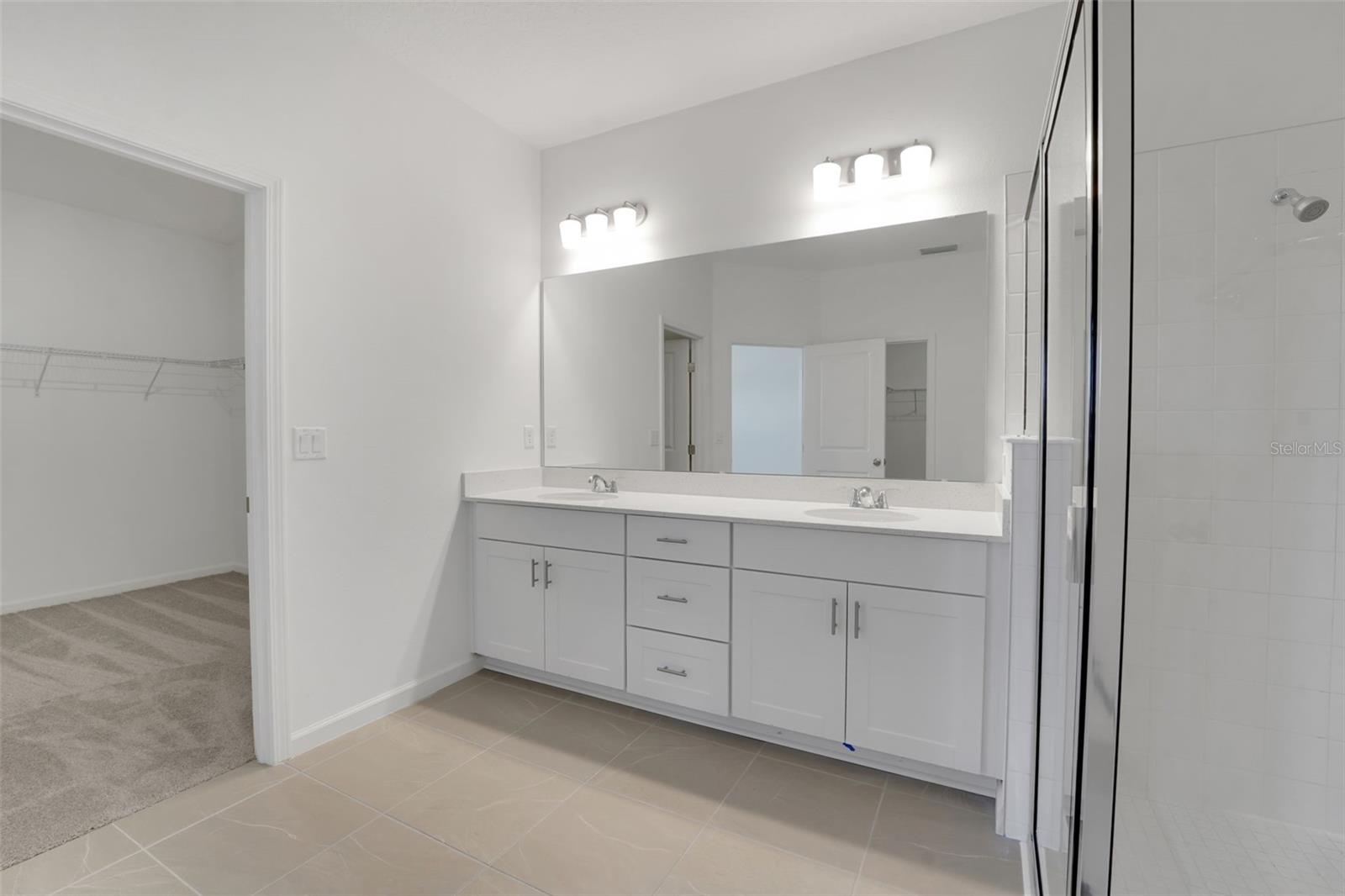 Image 23 of 37 For 240 Meredith Boulevard