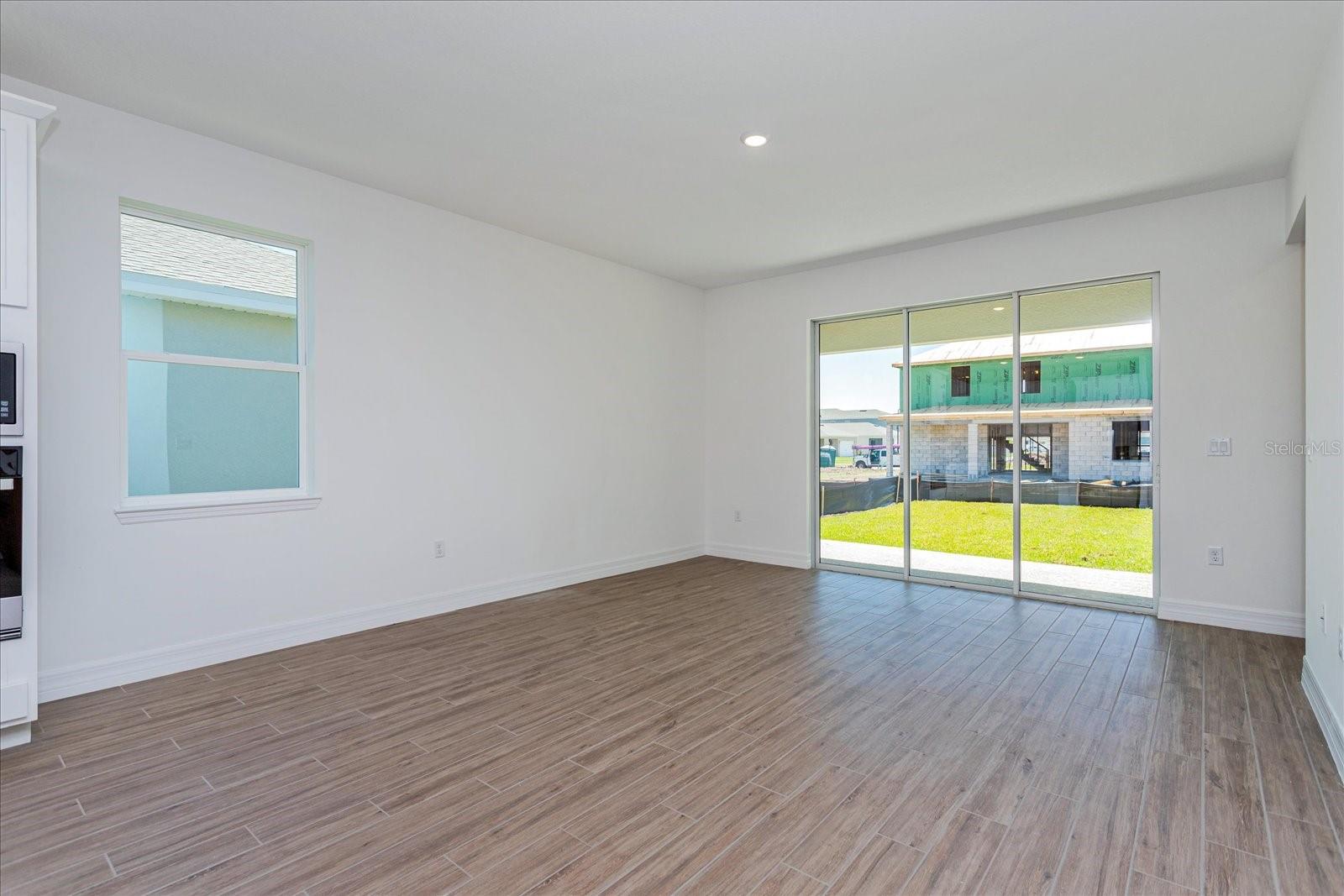 Image 7 of 18 For 240 Meredith Boulevard