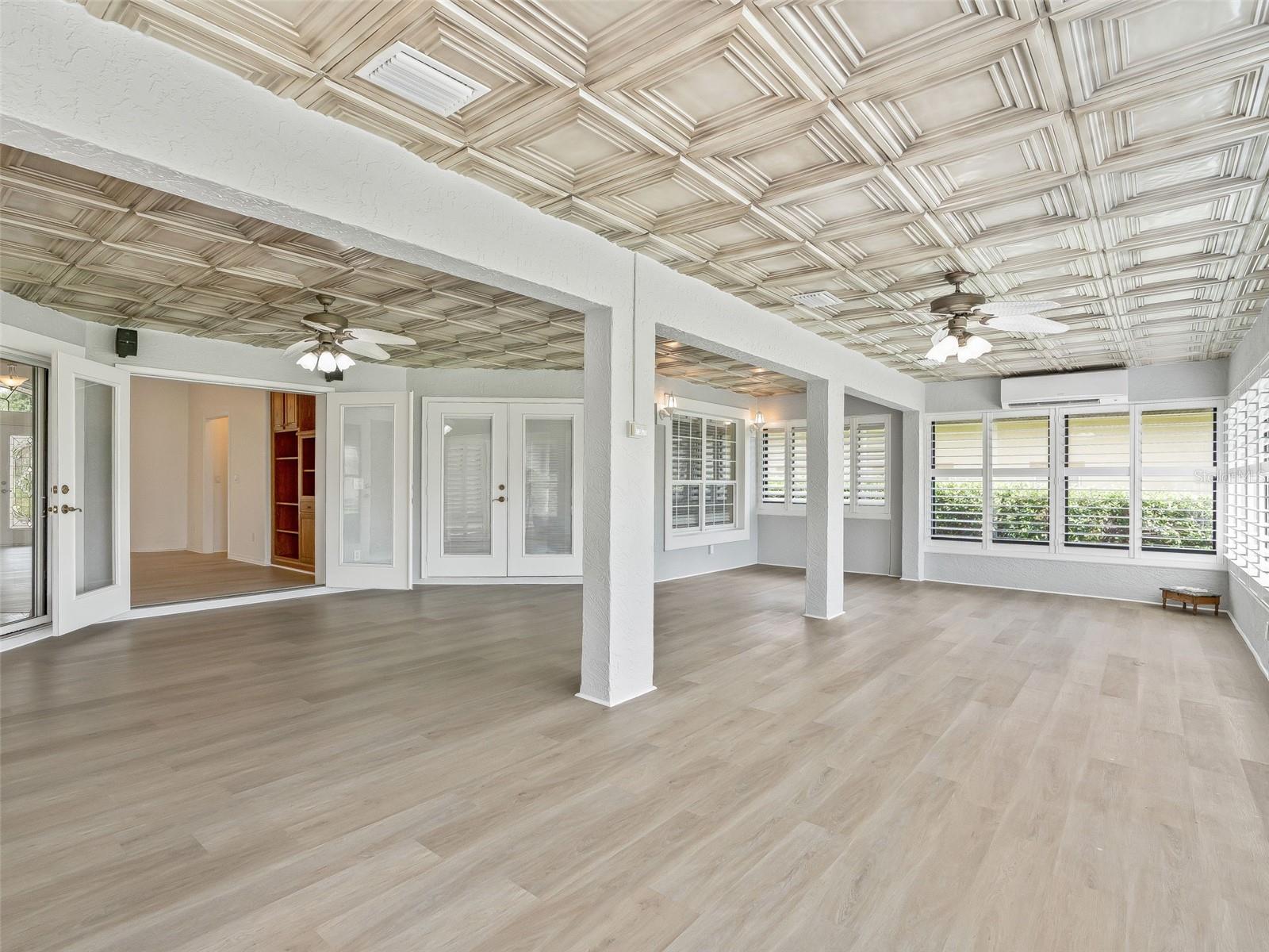 Image 34 of 52 For 39640 Harbor Hills Boulevard