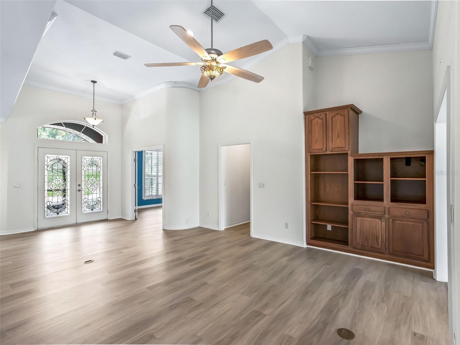 Image 9 of 52 For 39640 Harbor Hills Boulevard