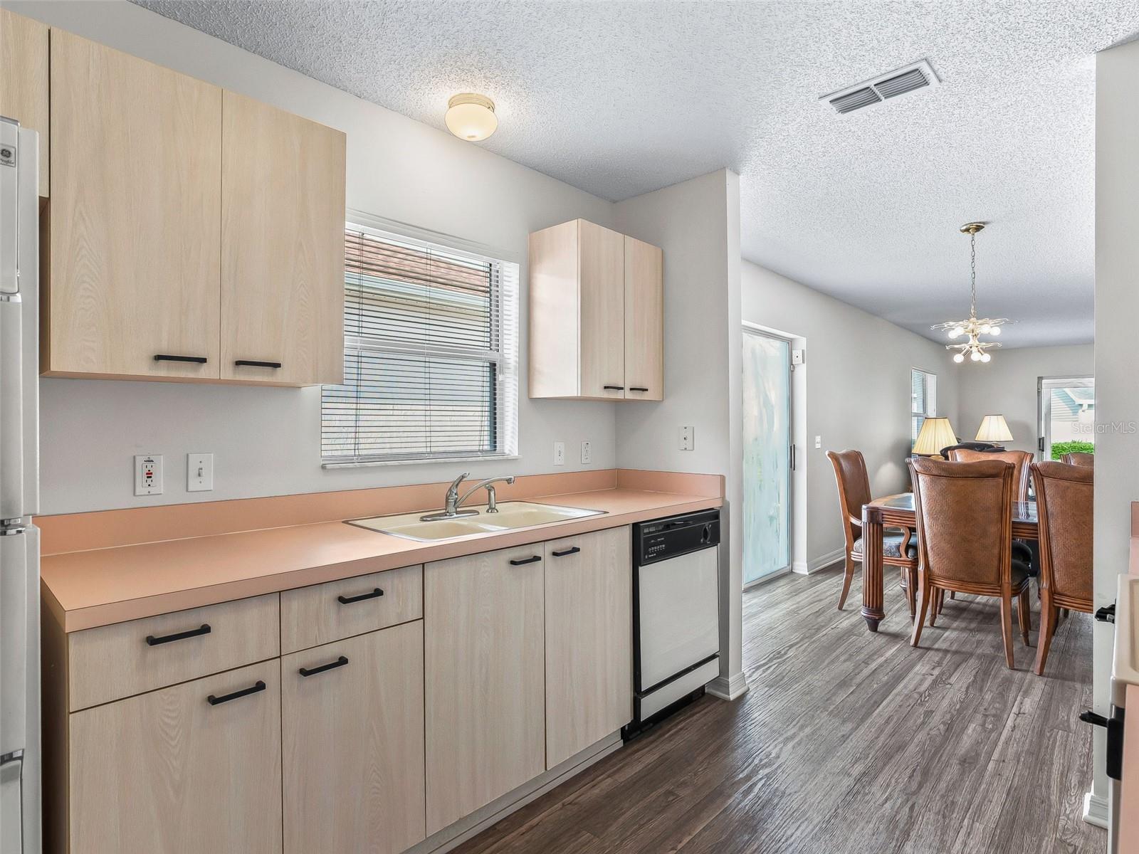 Image 10 of 53 For 744 Hernandez Drive