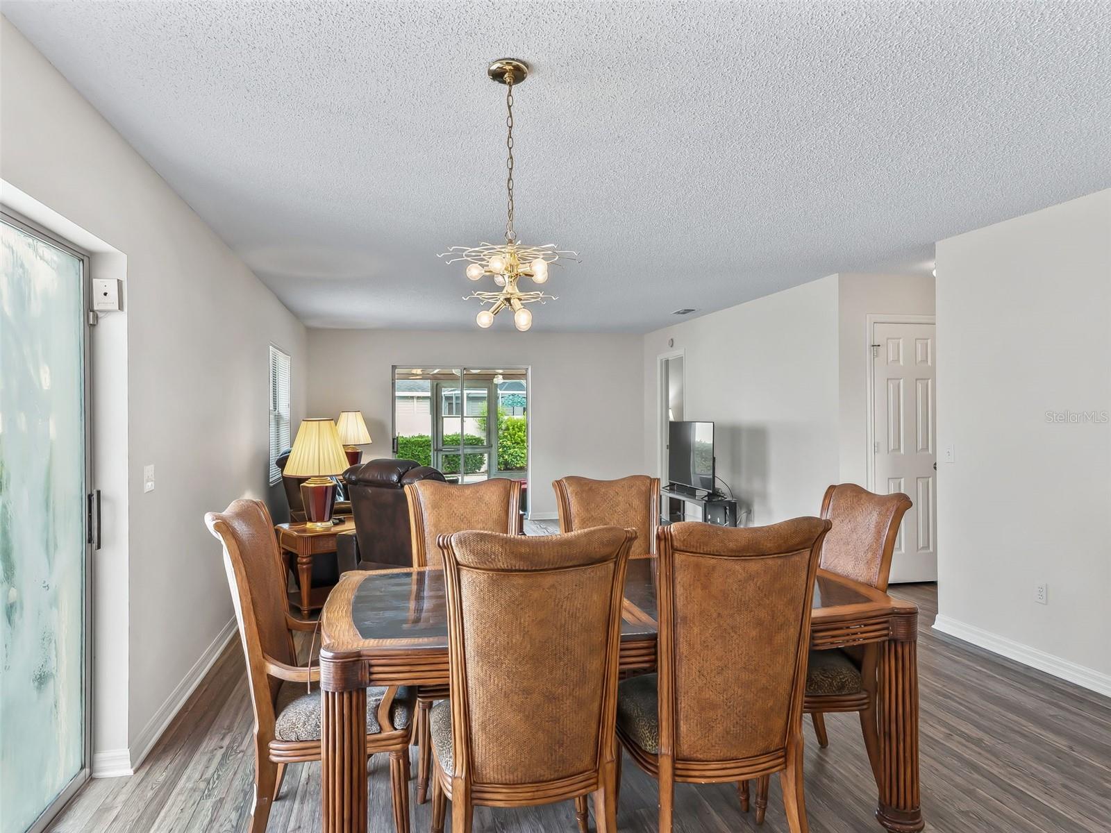 Image 12 of 53 For 744 Hernandez Drive