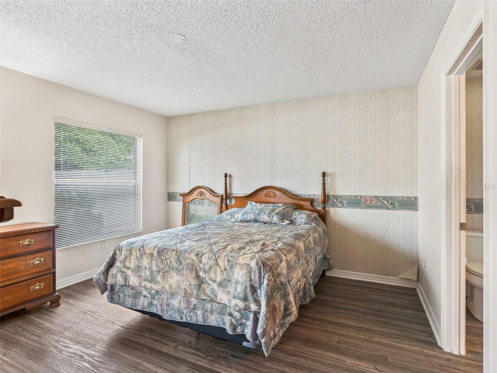 Image 17 of 53 For 744 Hernandez Drive