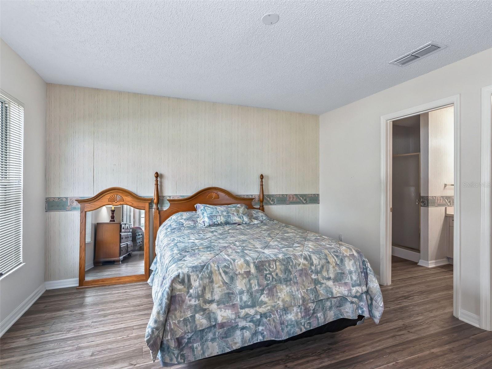 Image 18 of 53 For 744 Hernandez Drive