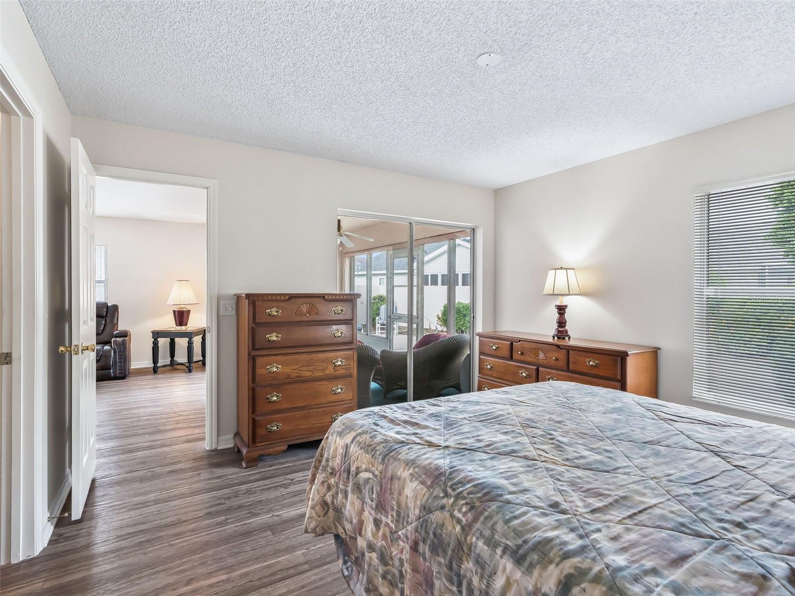 Image 19 of 53 For 744 Hernandez Drive