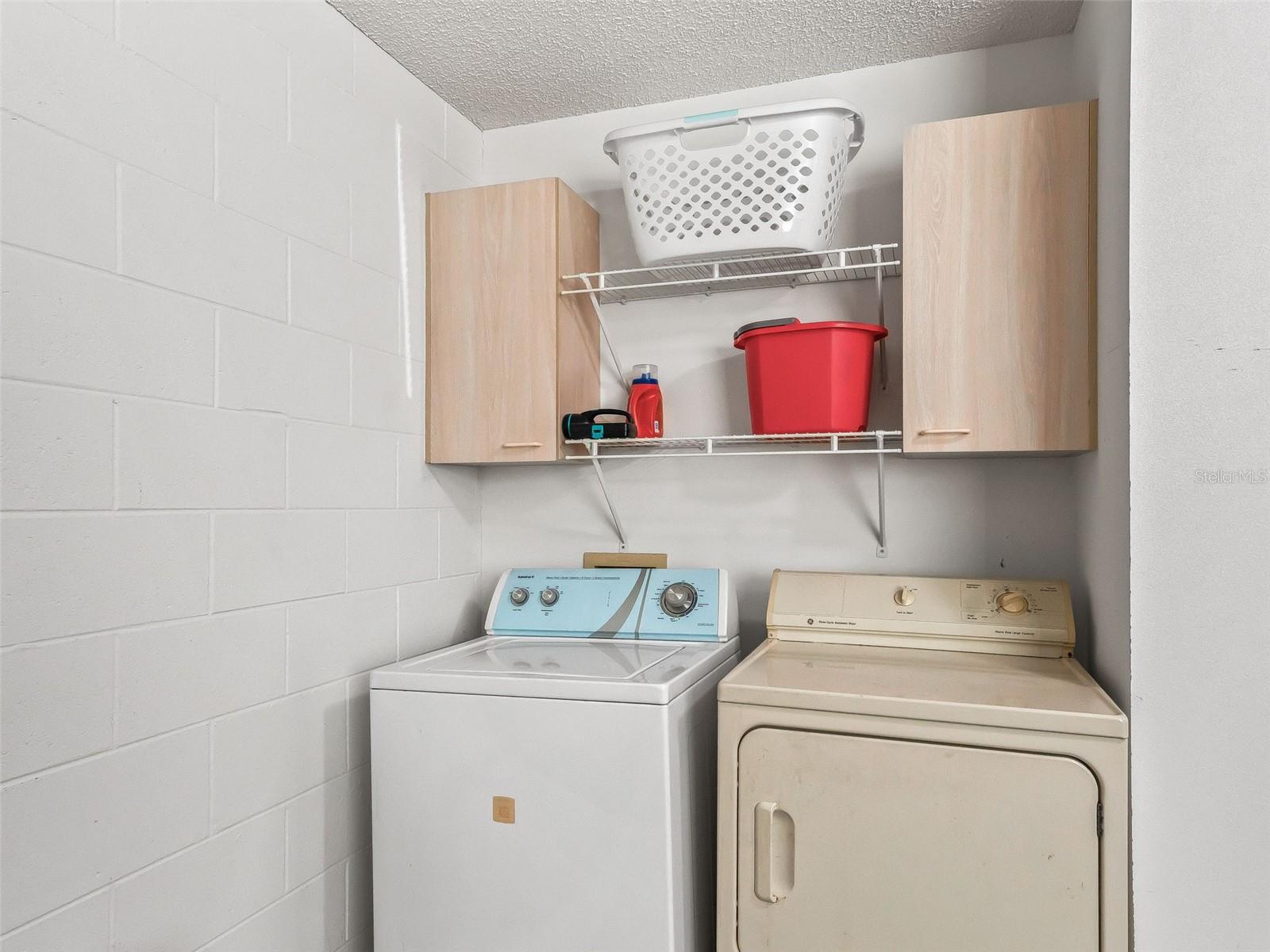 Image 25 of 53 For 744 Hernandez Drive