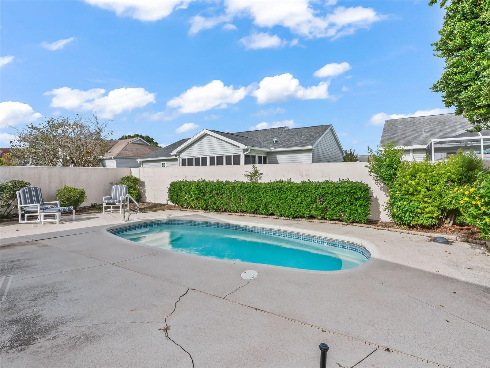 Image 29 of 53 For 744 Hernandez Drive