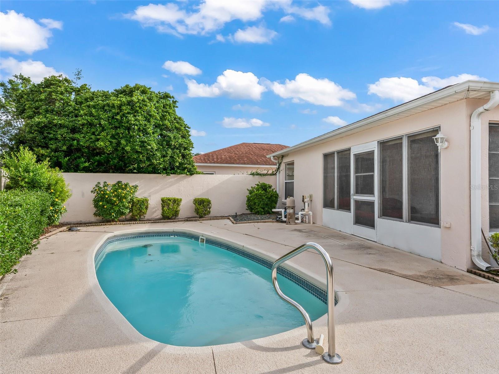 Image 31 of 53 For 744 Hernandez Drive