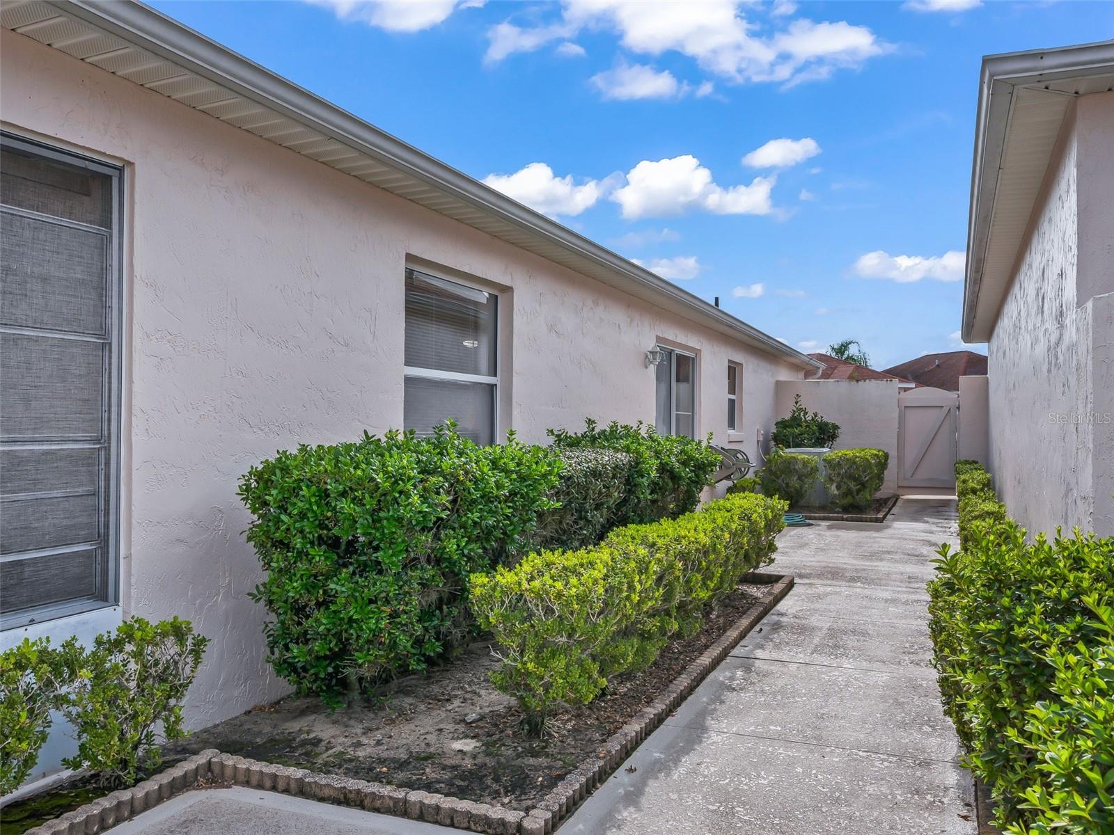 Image 34 of 53 For 744 Hernandez Drive