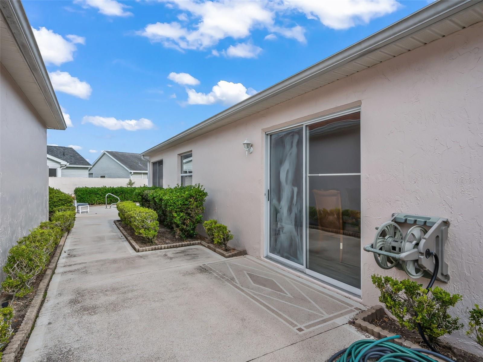 Image 35 of 53 For 744 Hernandez Drive