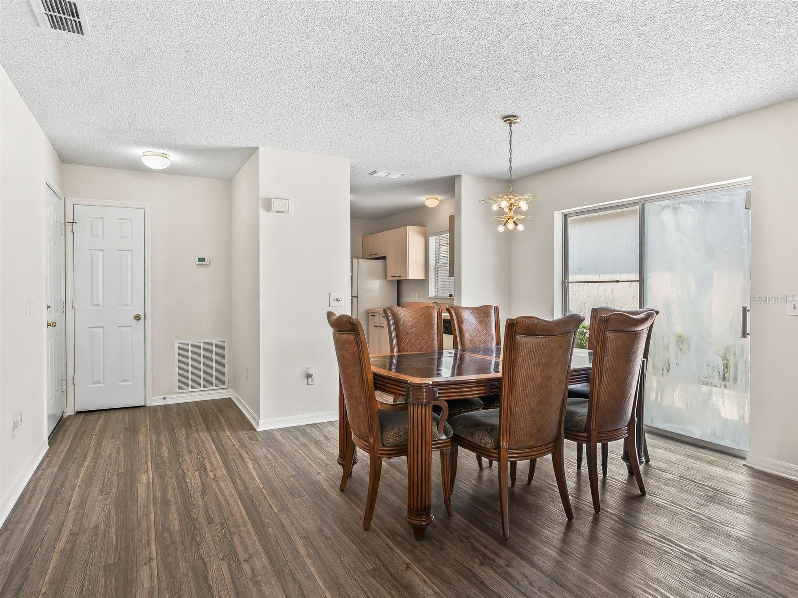 Image 7 of 53 For 744 Hernandez Drive