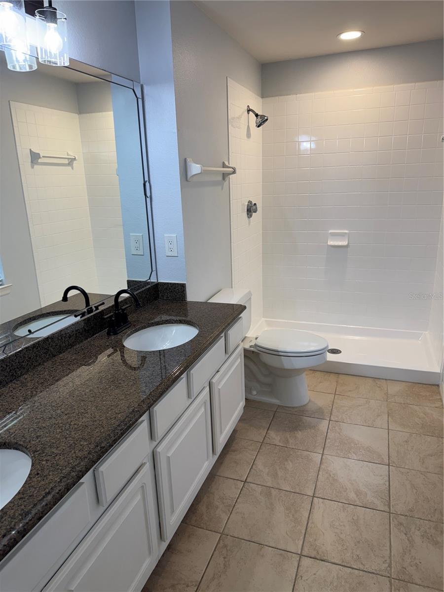 Image 22 of 24 For 416 Summit Ridge Place 316