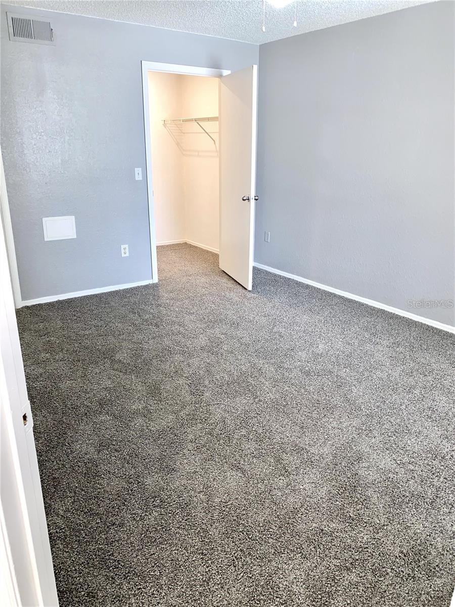 Image 9 of 13 For 2209 Antigua Place 827