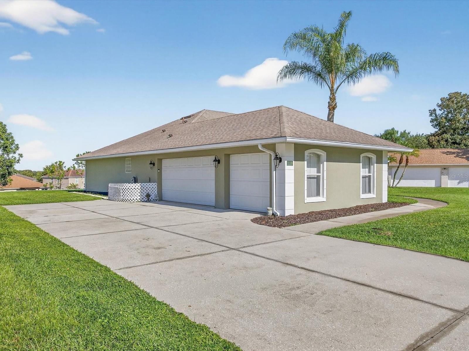 Image 2 of 55 For 11519 Grand Bay Boulevard