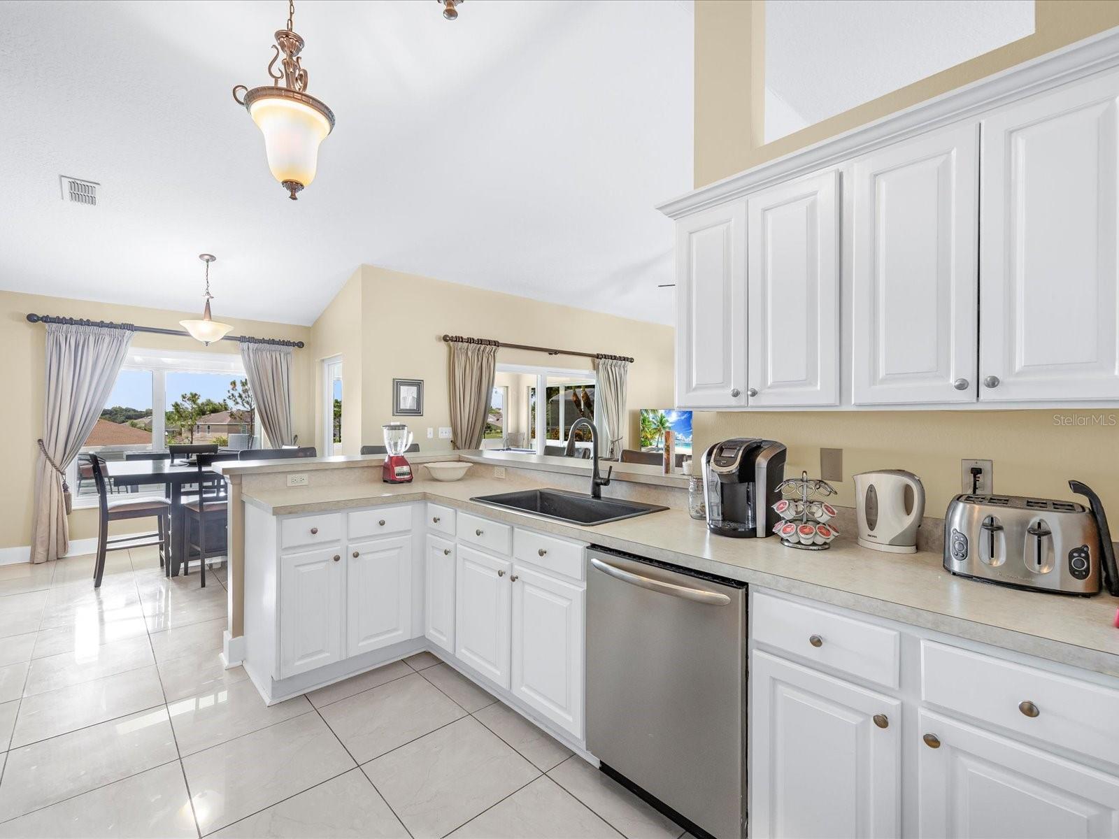 Image 4 of 55 For 11519 Grand Bay Boulevard