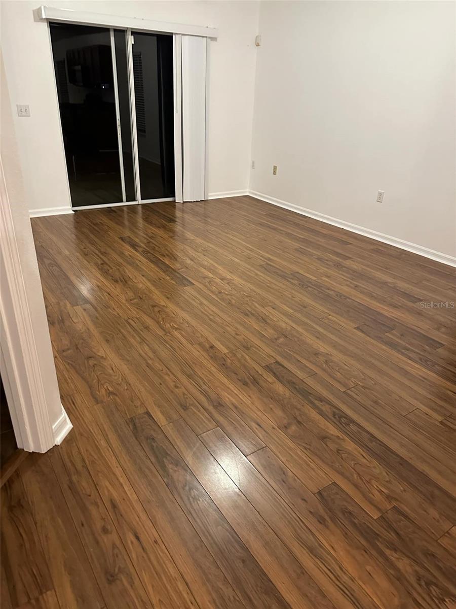 Image 16 of 17 For 1518 Sterns Drive