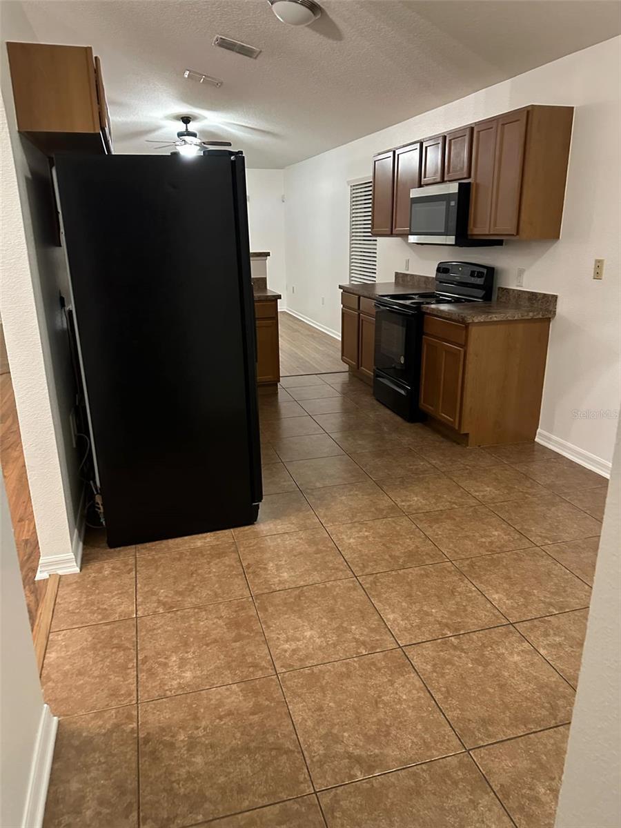 Image 3 of 17 For 1518 Sterns Drive