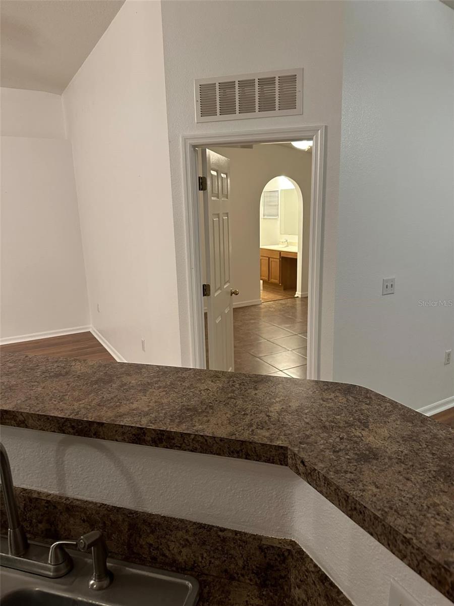 Image 7 of 17 For 1518 Sterns Drive