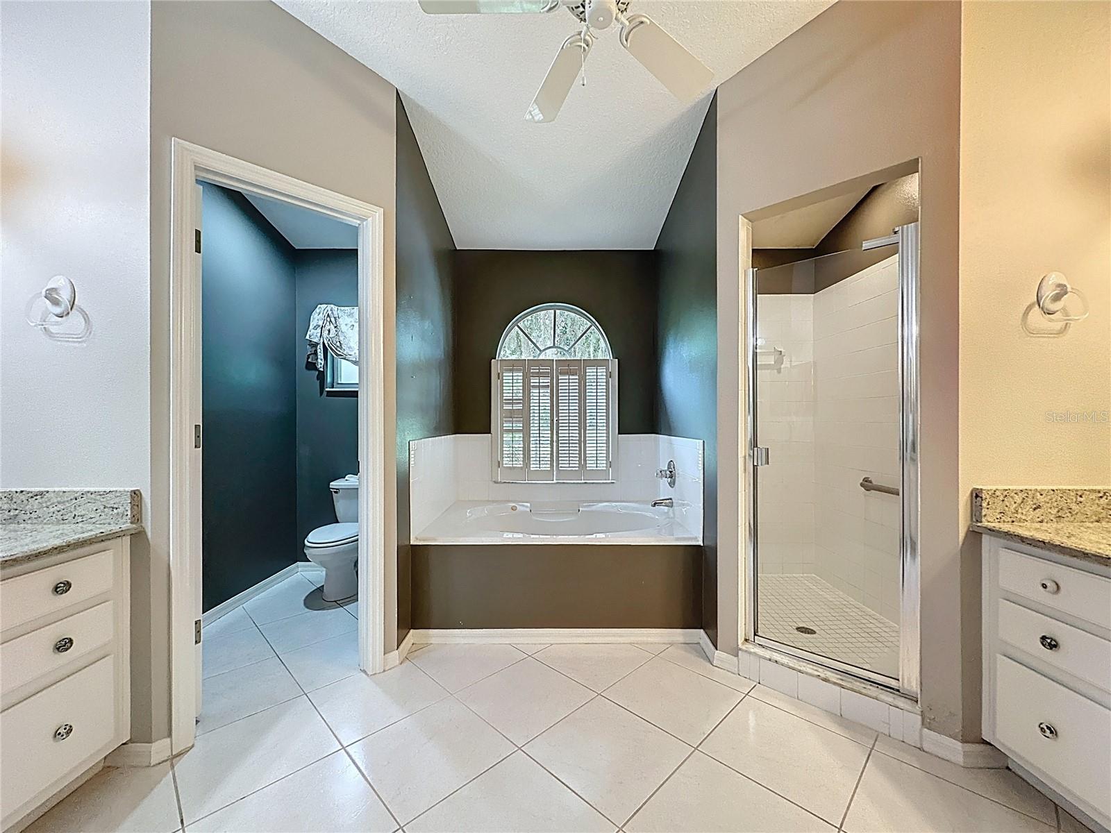 Image 25 of 43 For 4614 River Ridge Drive