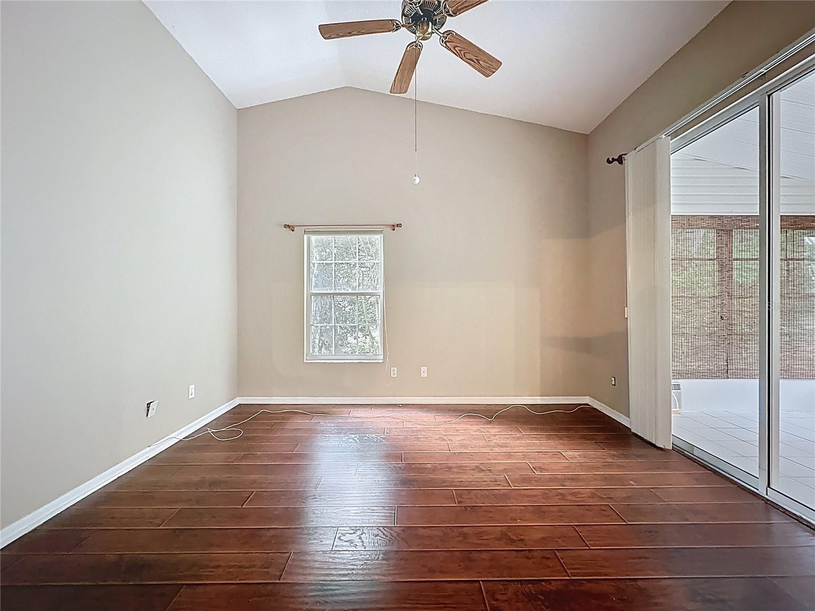 Image 32 of 43 For 4614 River Ridge Drive