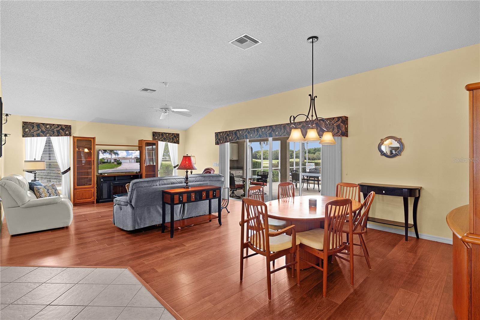 Image 8 of 62 For 3312 Barrington Court