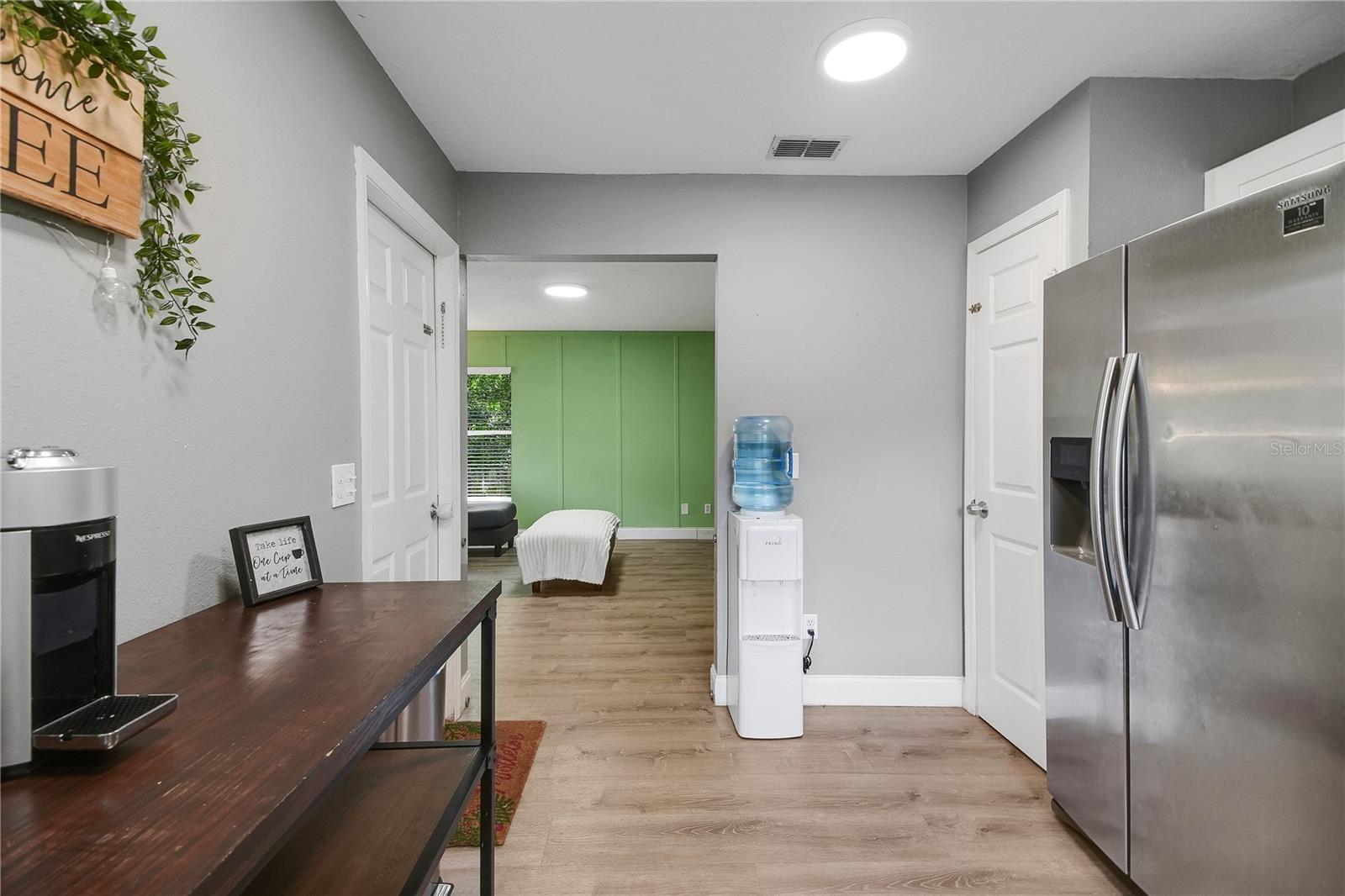 Image 10 of 34 For 600 Clarke Street