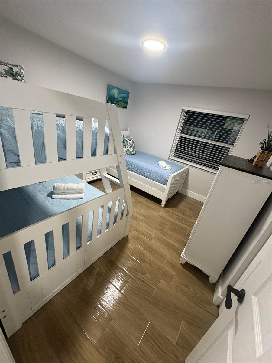 Image 21 of 28 For 11936 Waterway Drive