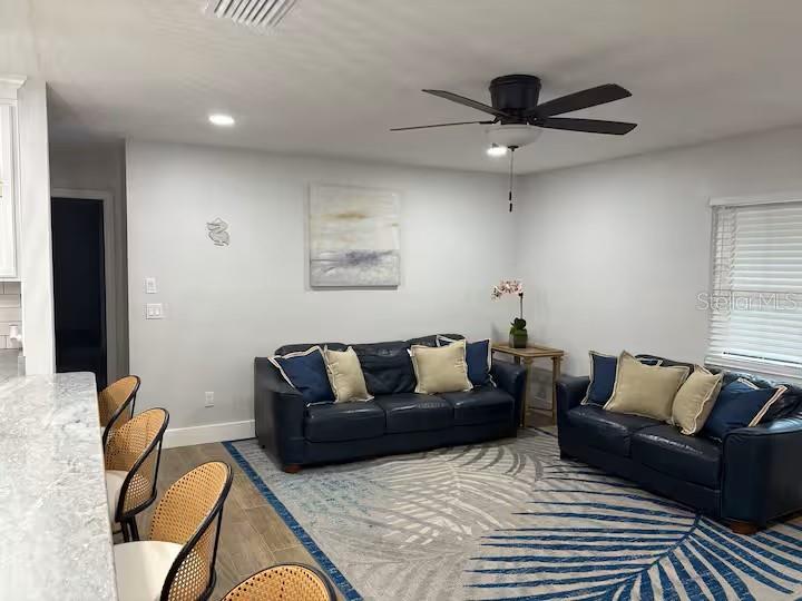 Image 4 of 28 For 11936 Waterway Drive