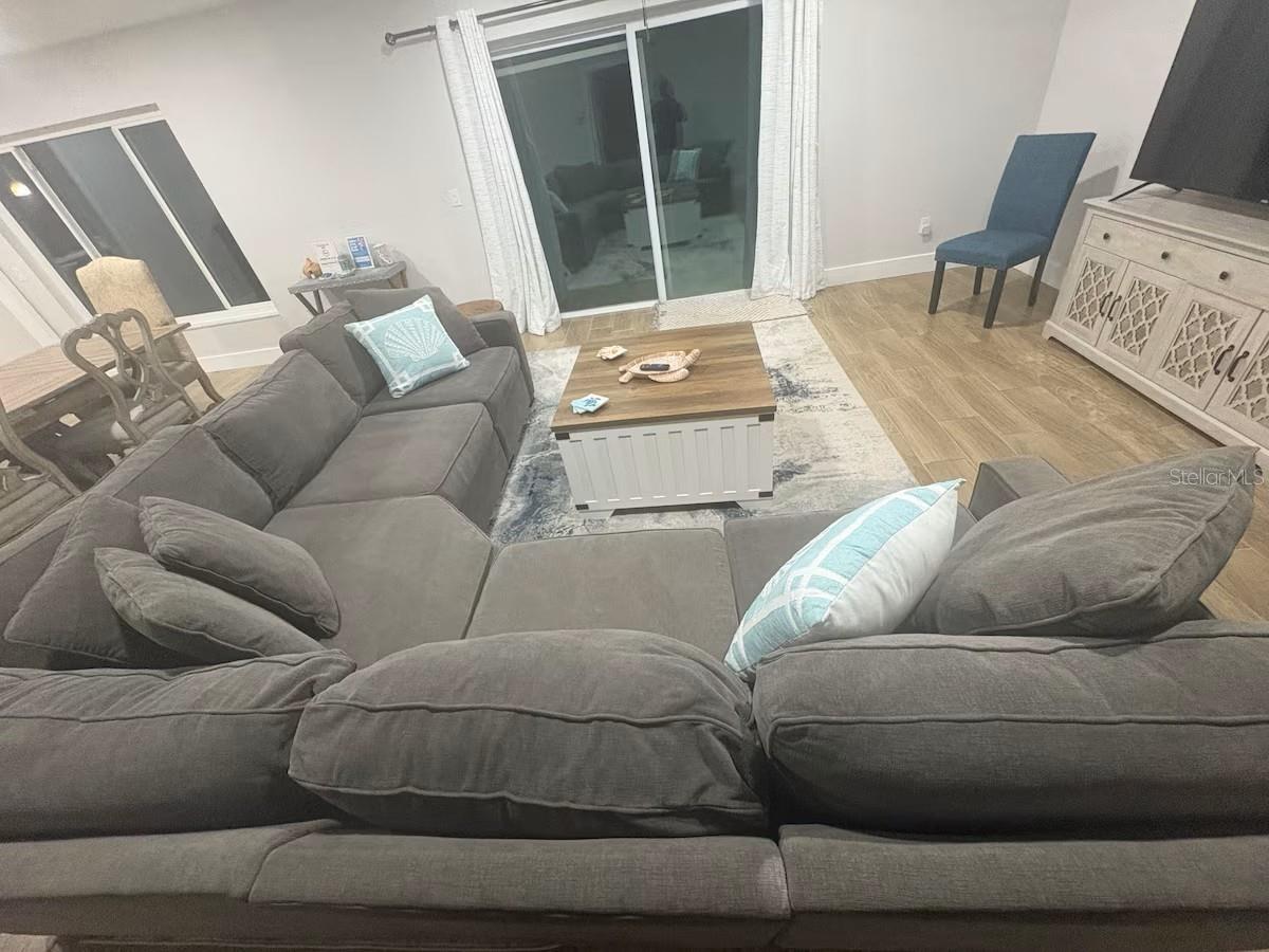 Image 9 of 28 For 11936 Waterway Drive