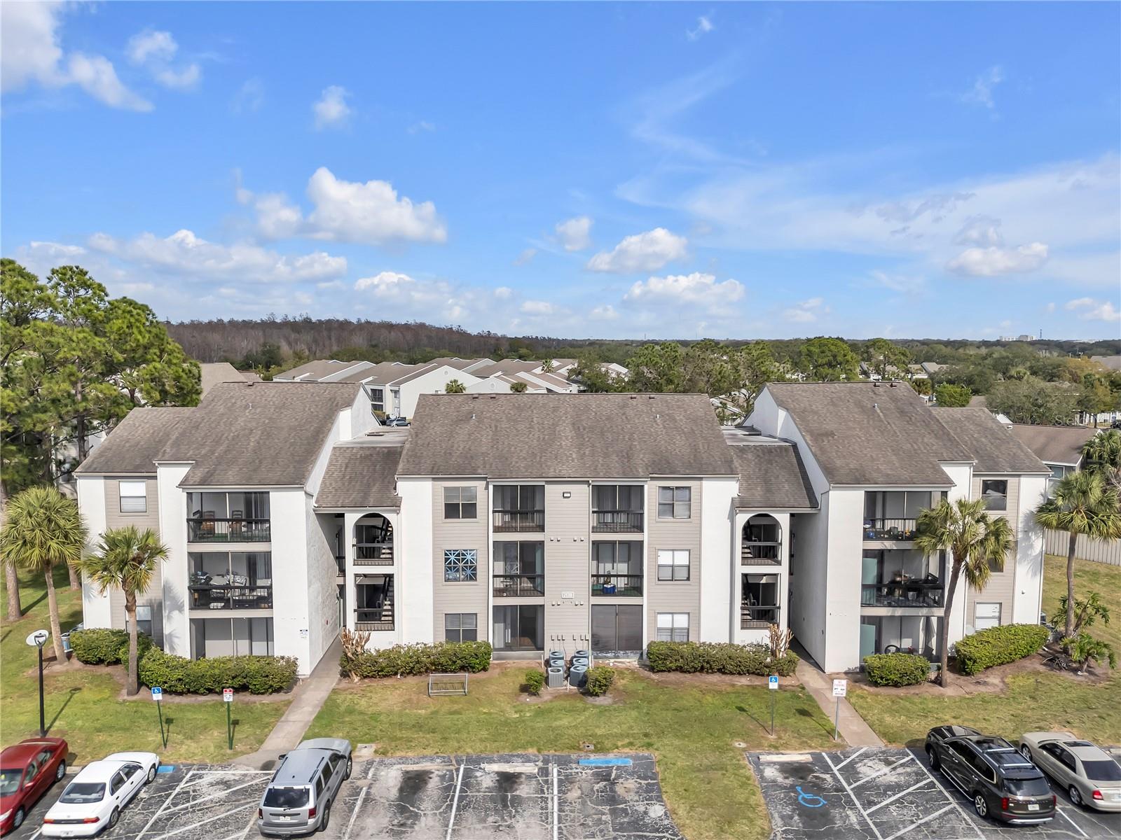 Image 2 of 39 For 2130 Cascades Boulevard 101