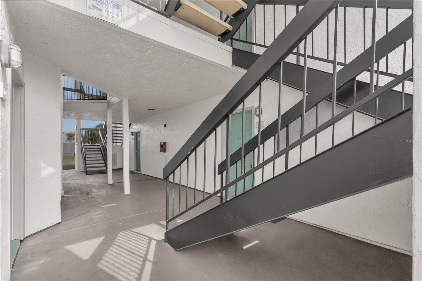 Image 5 of 39 For 2130 Cascades Boulevard 101