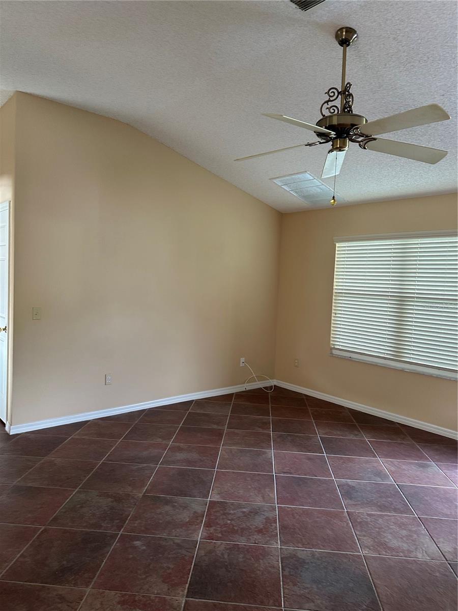 Image 10 of 48 For 917 Camino Del Rey Drive