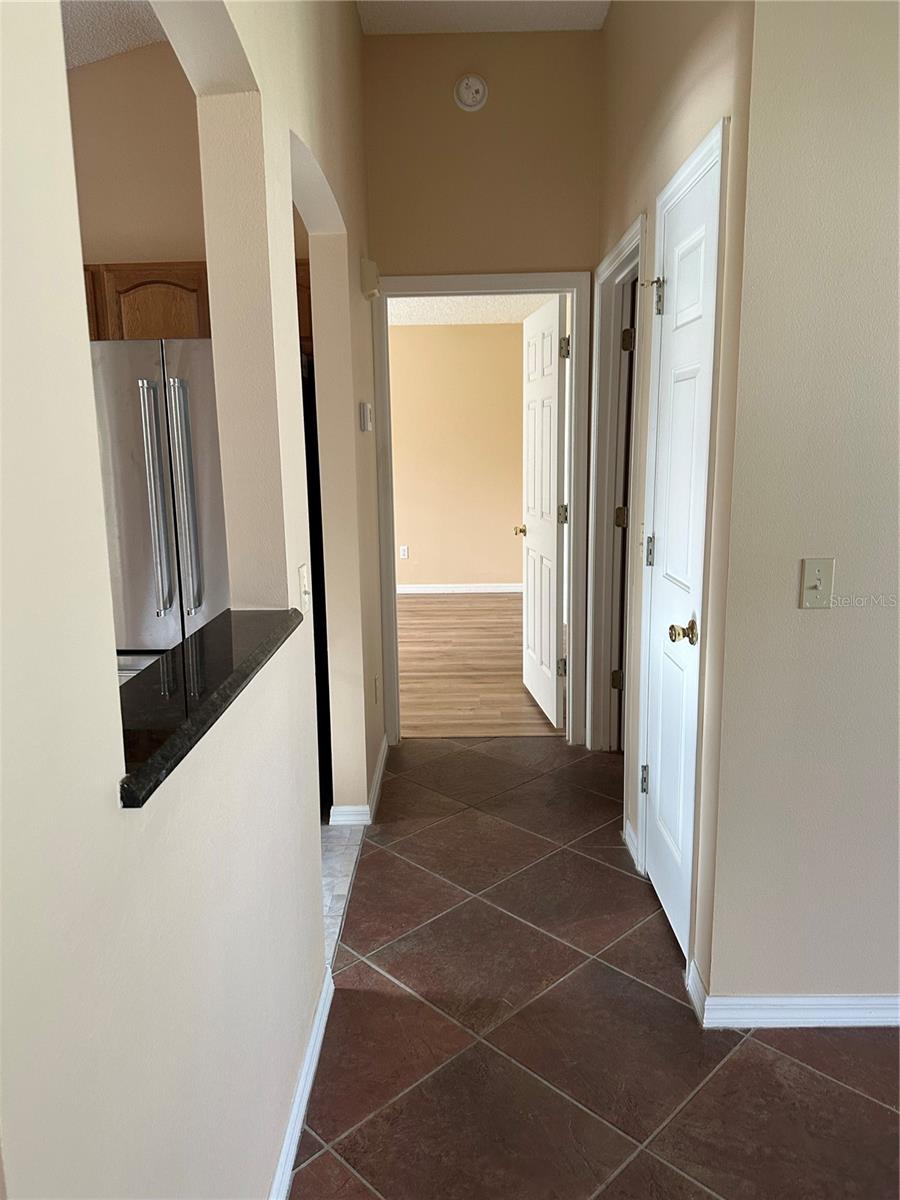 Image 6 of 48 For 917 Camino Del Rey Drive
