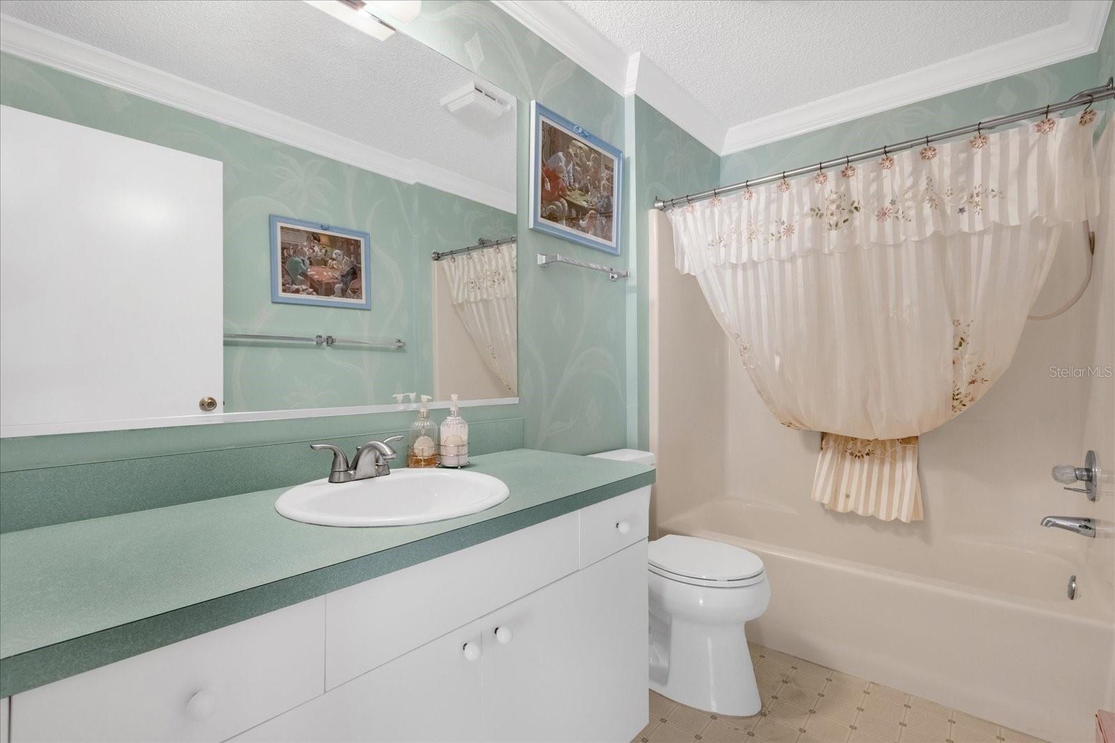 Image 15 of 27 For 1108 Ricardo Avenue