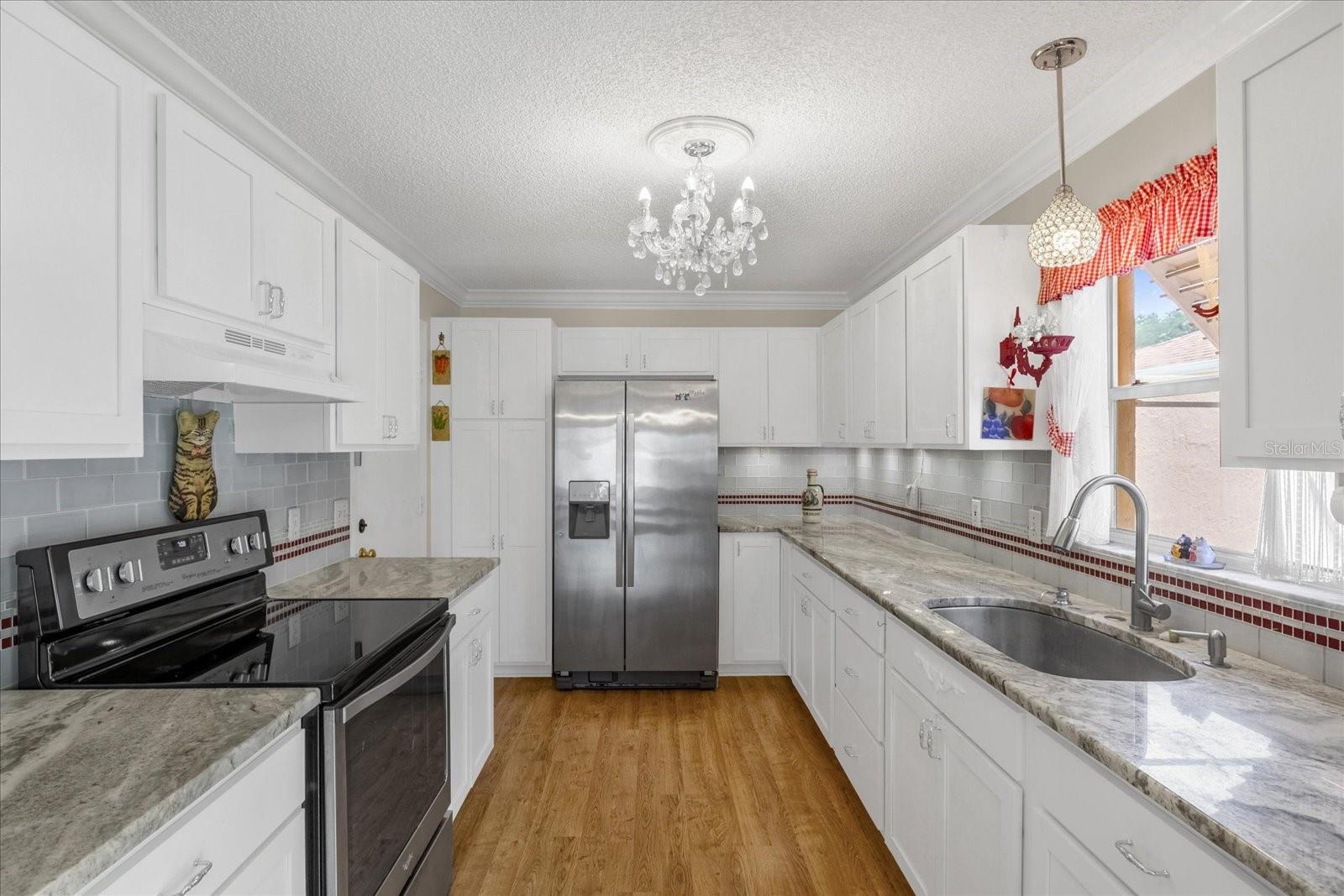 Image 3 of 27 For 1108 Ricardo Avenue