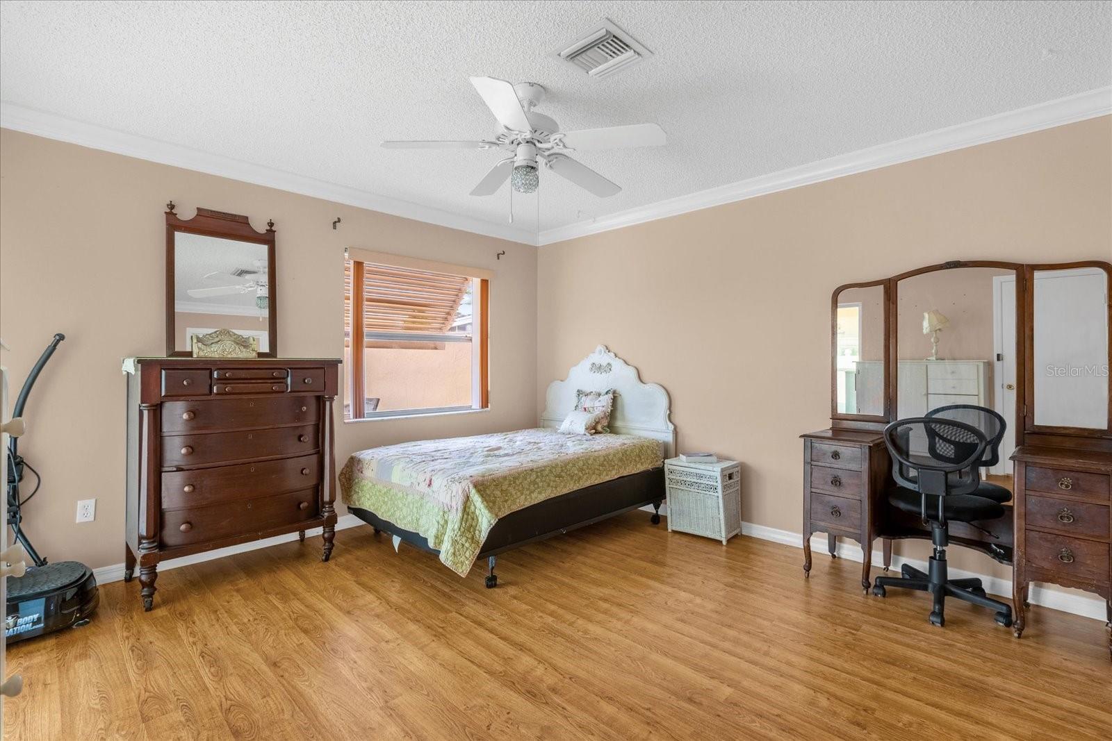 Image 4 of 27 For 1108 Ricardo Avenue