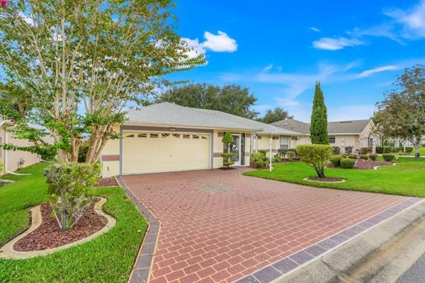 Image 2 of 43 For 4950 Glen Coe Street