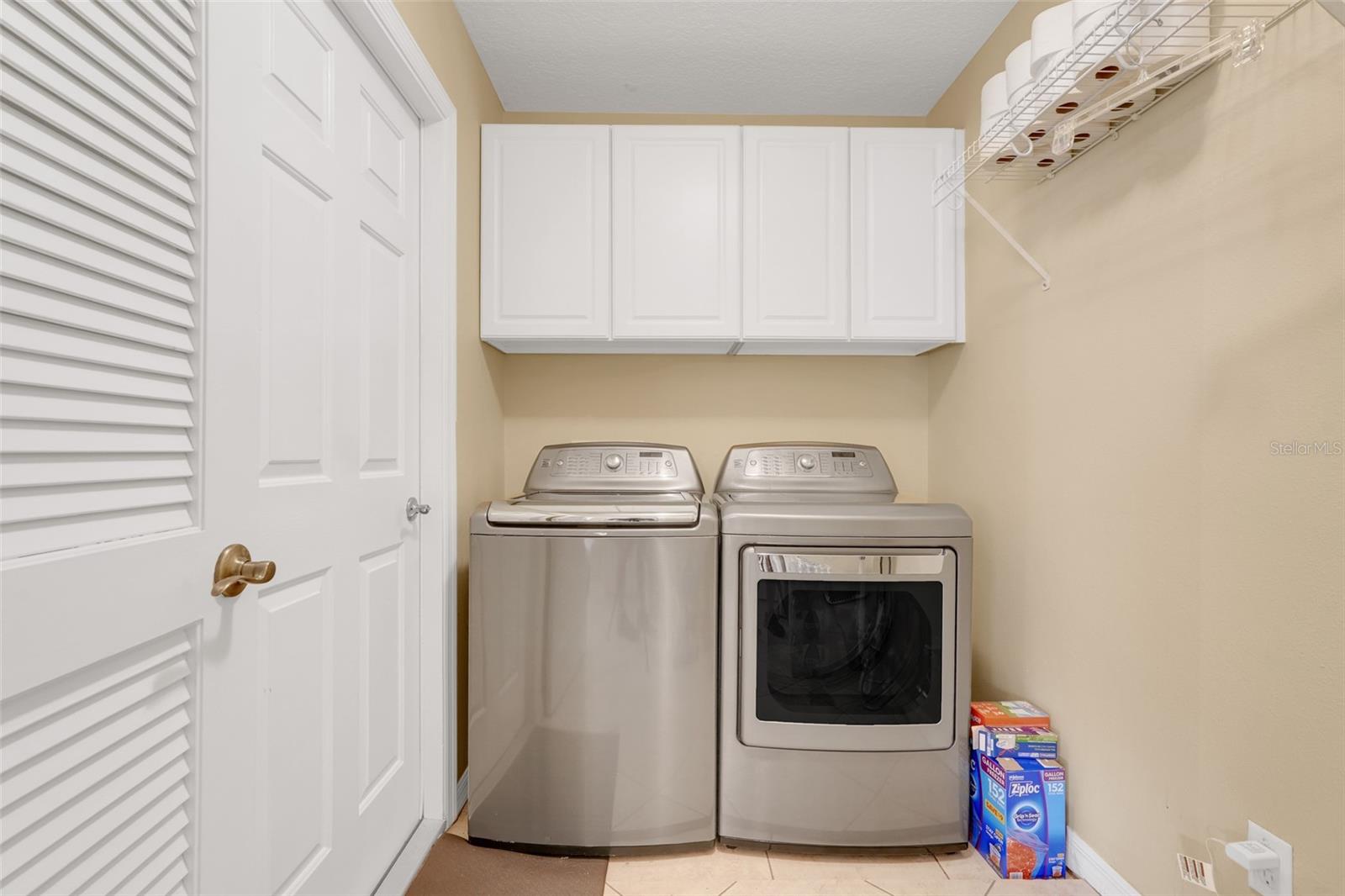 Image 23 of 43 For 4950 Glen Coe Street