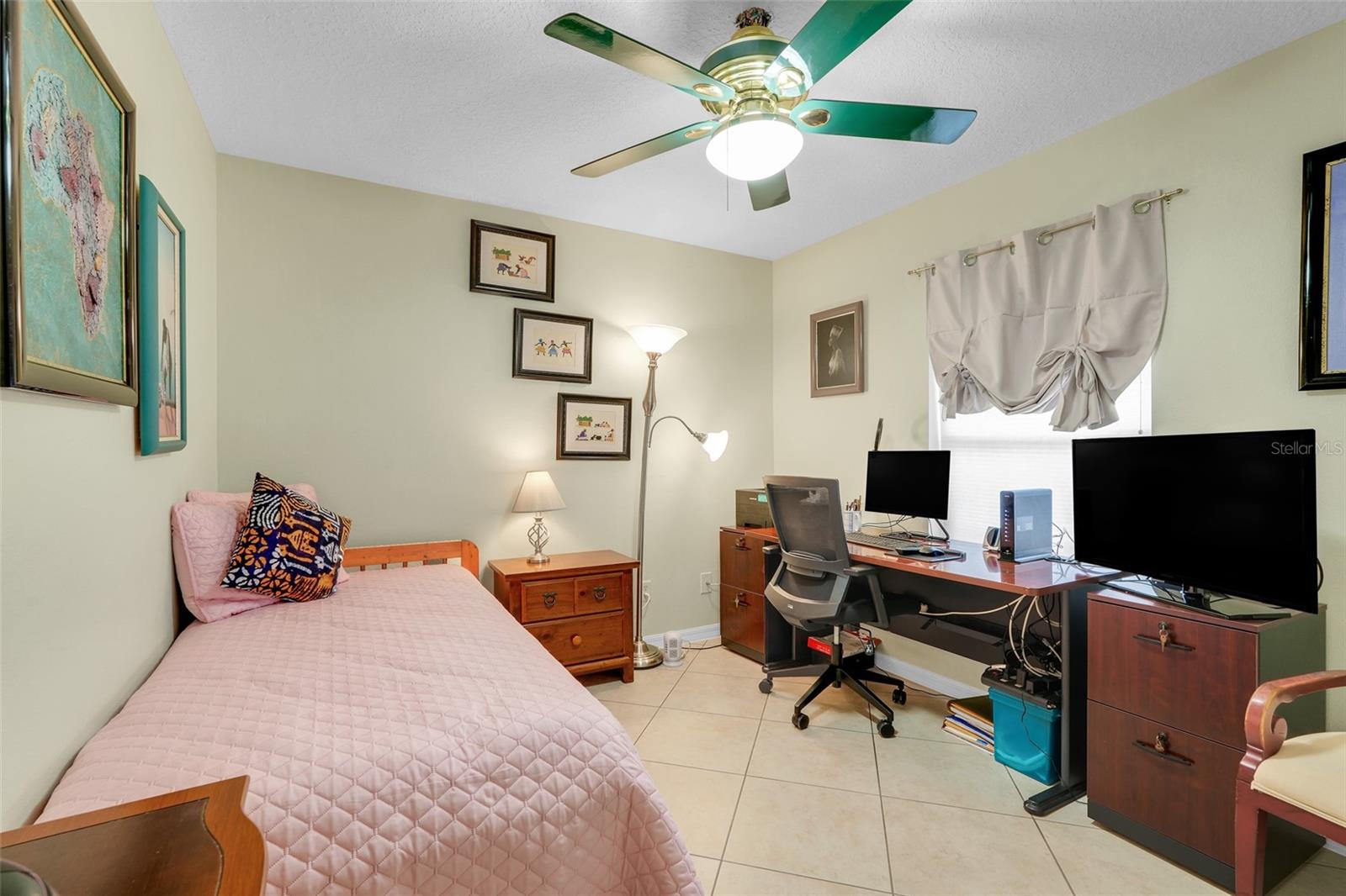 Image 26 of 43 For 4950 Glen Coe Street