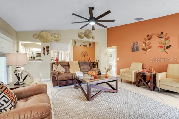 Image 29 of 43 For 4950 Glen Coe Street