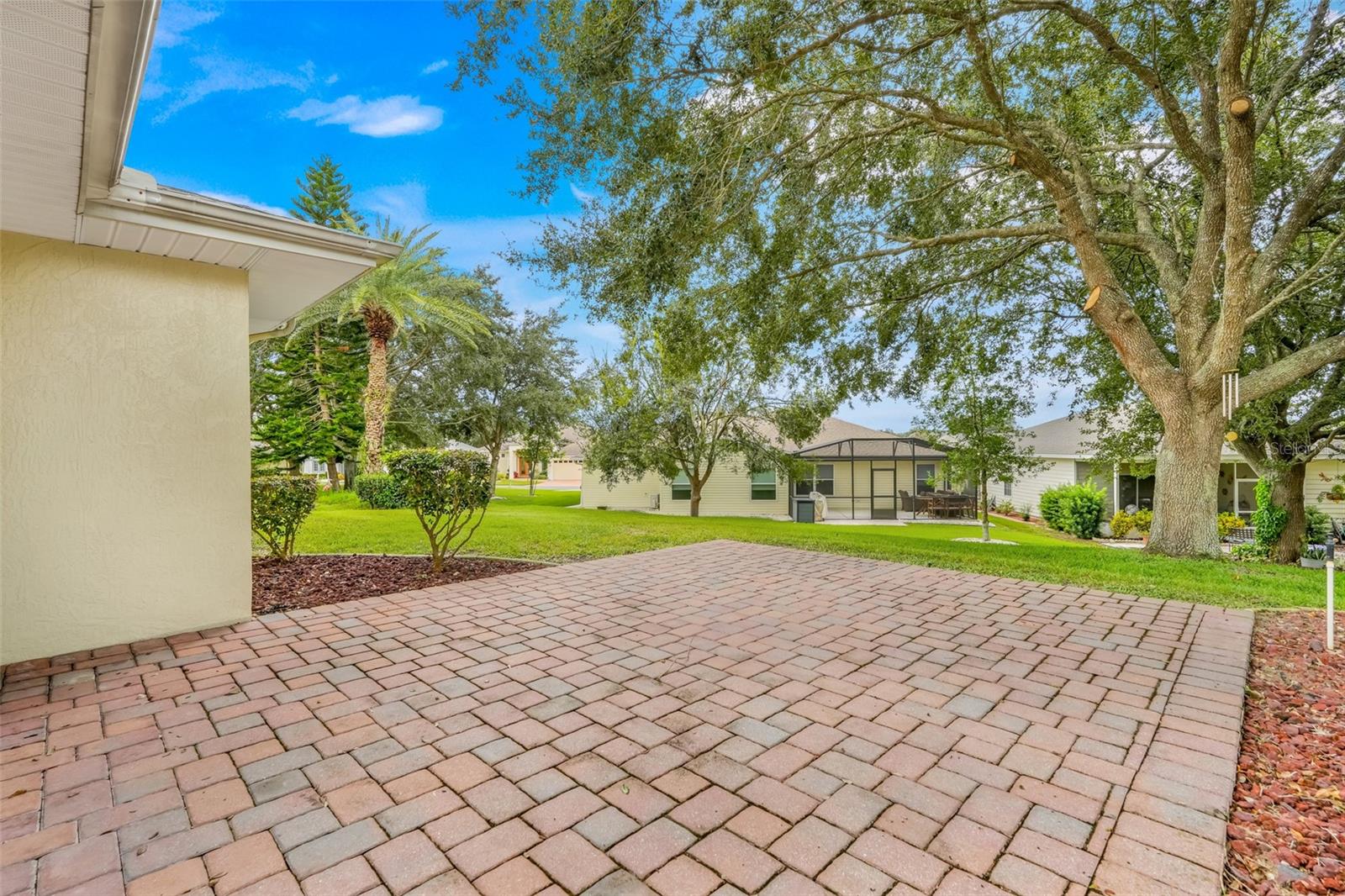 Image 33 of 43 For 4950 Glen Coe Street