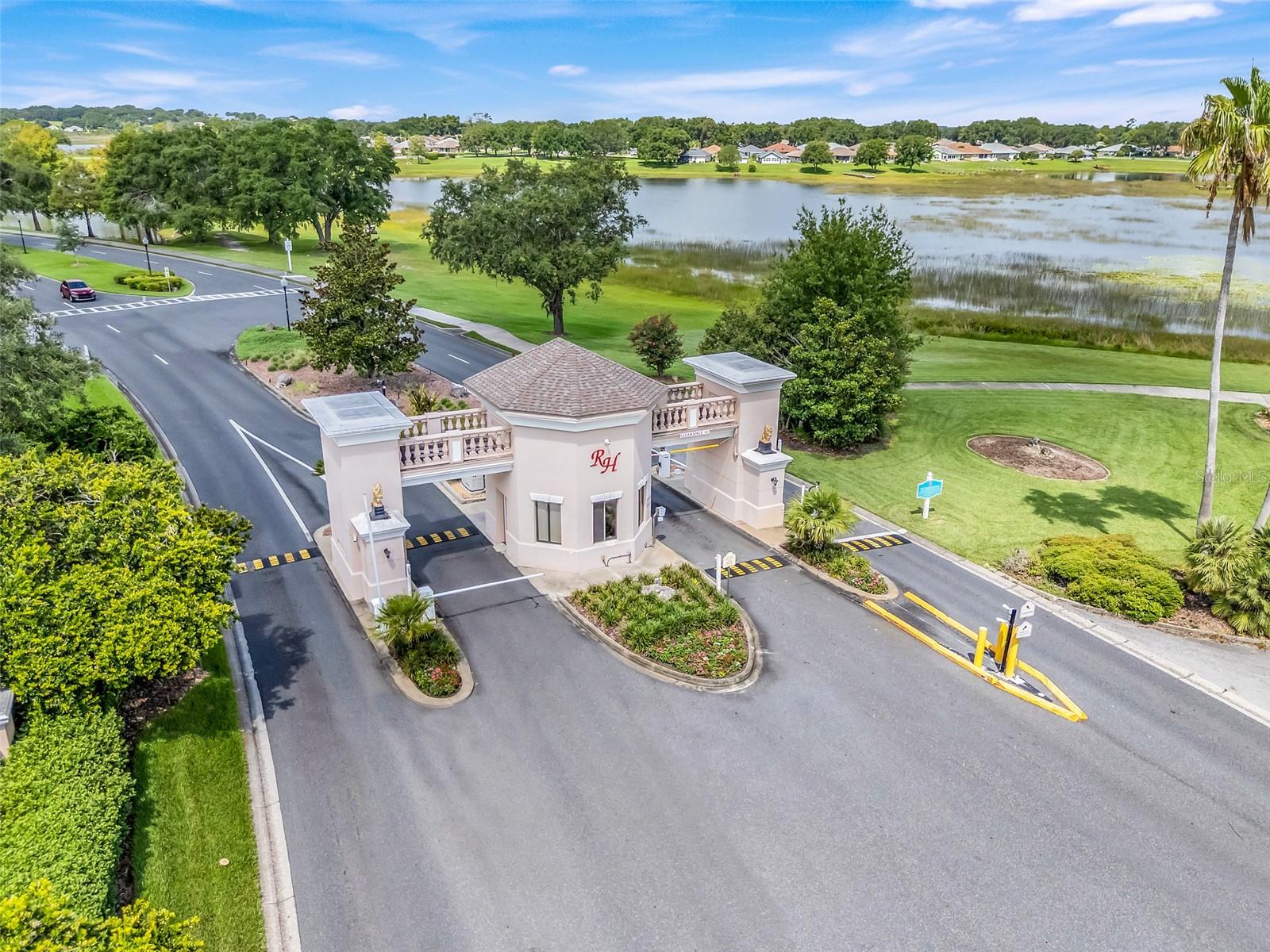 Image 4 of 43 For 4950 Glen Coe Street