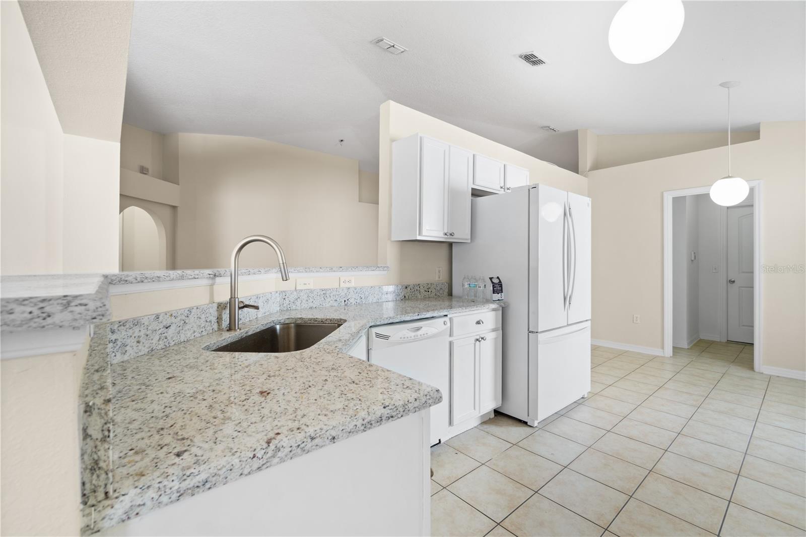Image 10 of 34 For 2339 Foxtree Road